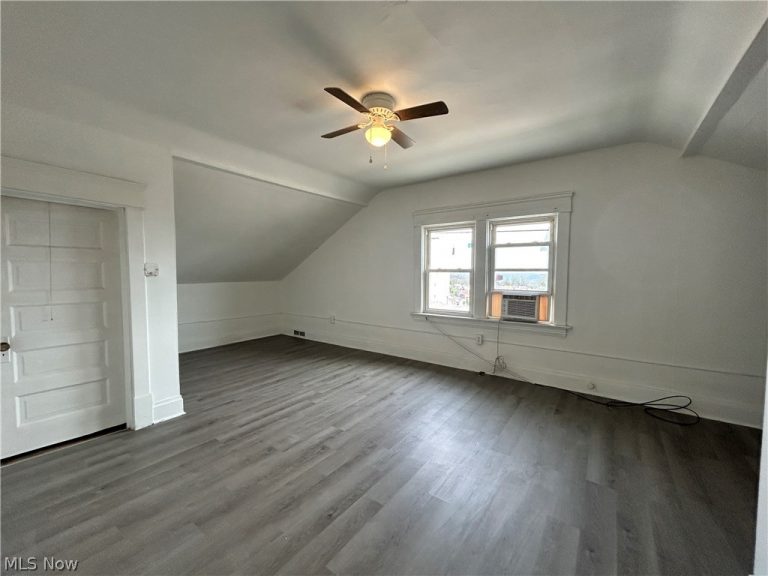 2526 Sunset Boulevard #2, Steubenville, OH - Photo 2