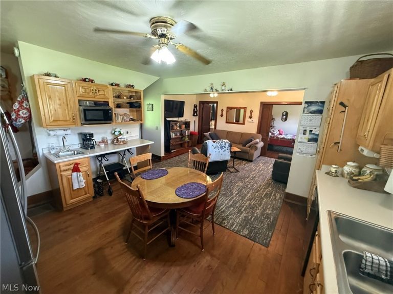 11140 Strasburg Bolivar Road, Bolivar, OH - Photo 4