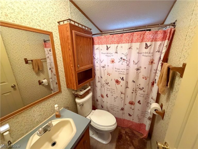 54290 Pipe Creek Road, Jacobsburg, OH - Photo 8