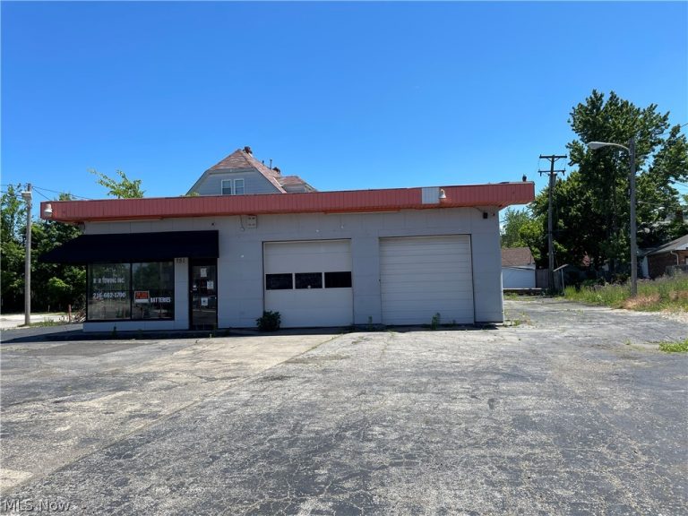 751 185th Street, Cleveland, OH, 44119