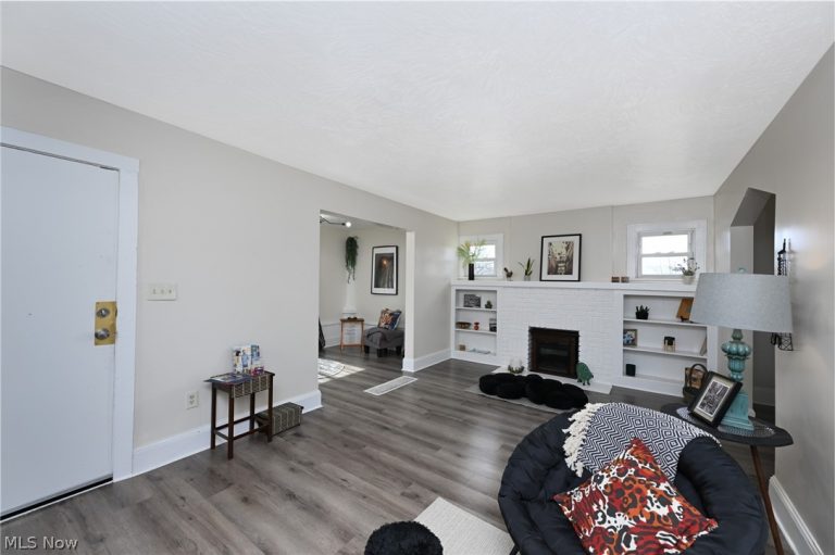 1292 Diagonal Road, Akron, OH - Photo 8