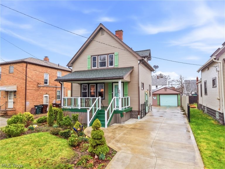 4918 Yorkshire Avenue, Parma, OH - Photo 3