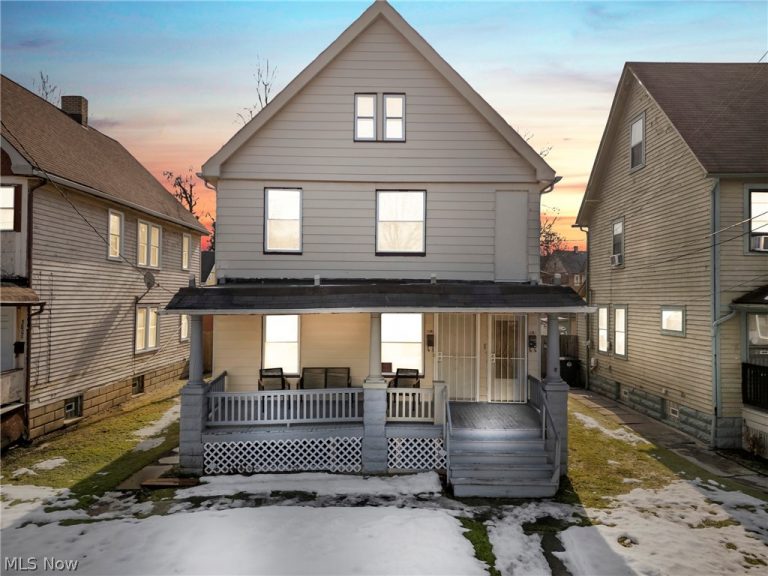 3011 Bradwell Avenue, Cleveland, OH, 44109