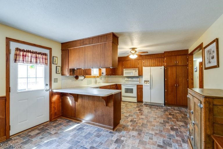 15269 Arnold Road, Dalton, OH - Photo 5