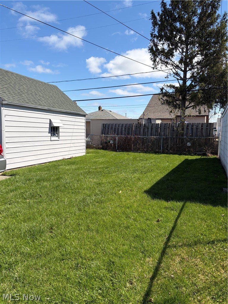 5271 49th Street, Parma, OH - Photo 4