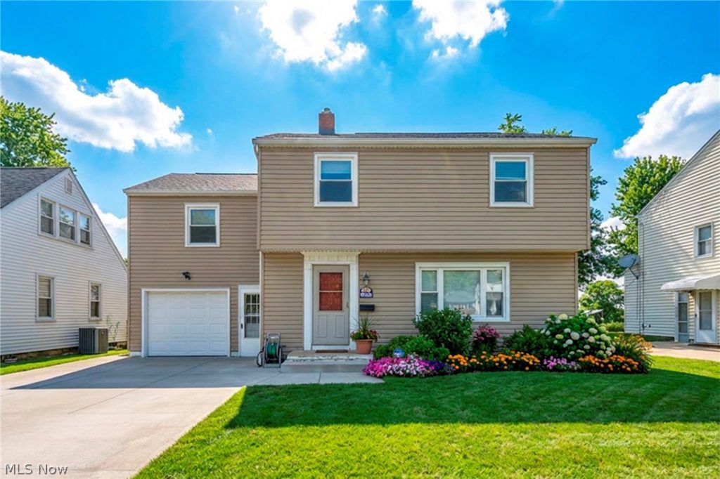 1931 Byrd Avenue, Cuyahoga Falls, OH