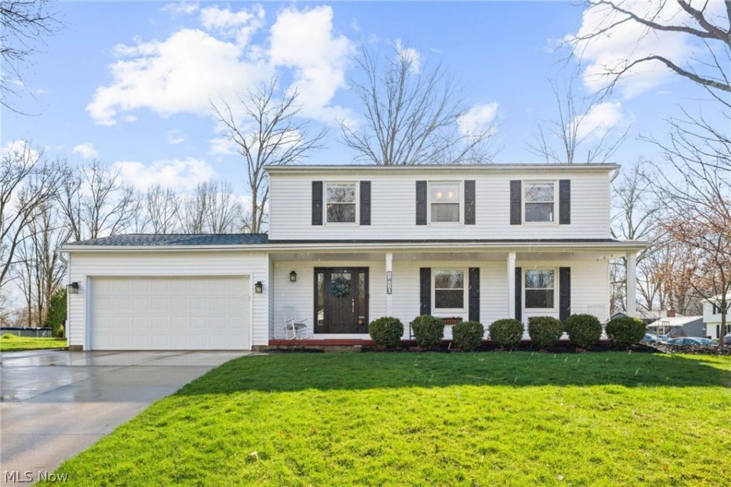 1410 Mockingbird Trail, Stow, OH