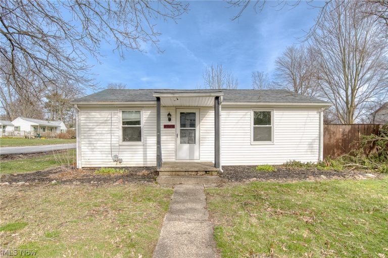 3665 Marcella Avenue, Stow, OH - Photo 2