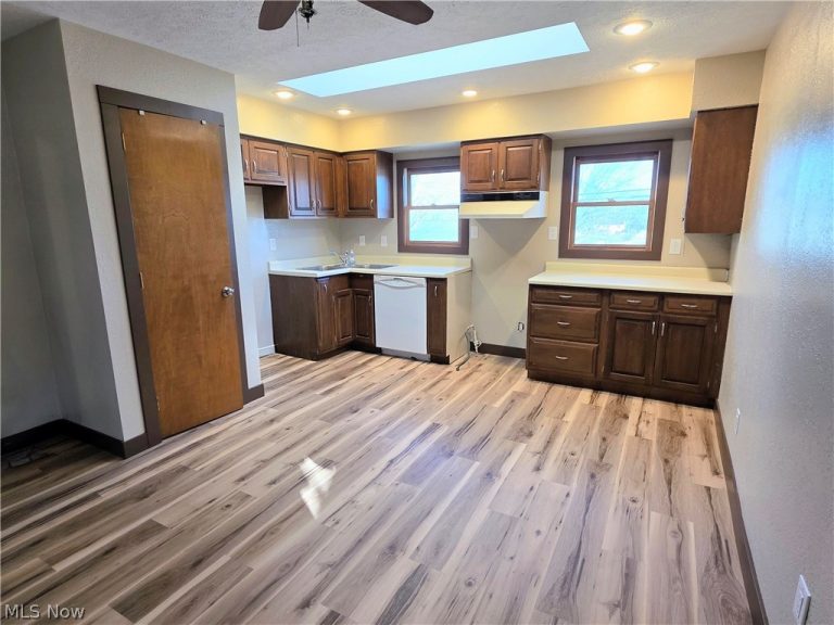 2417 Morningside Avenue, Parkersburg, WV - Photo 5