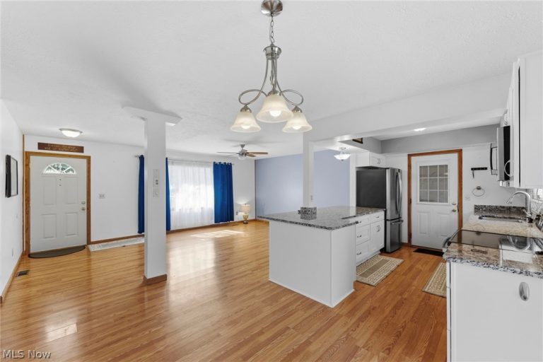 7127 Lake Shore Boulevard, Mentor, OH - Photo 8