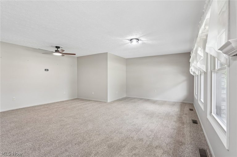 14747 Hartford Trail, Strongsville, OH - Photo 8