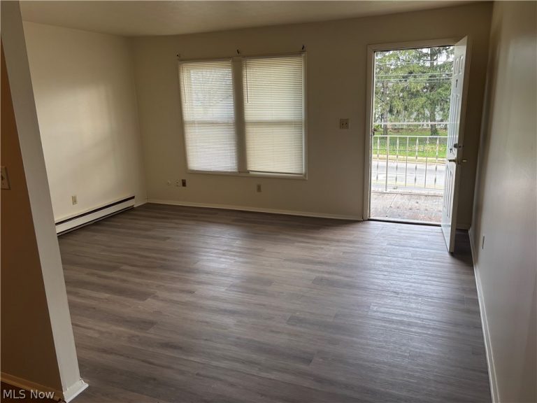 811 Wilbeth Road #7, Akron, OH - Photo 3