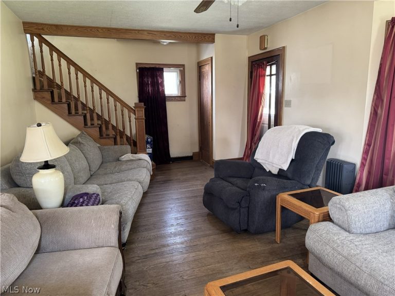 2112 Warren Avenue, Akron, OH - Photo 3