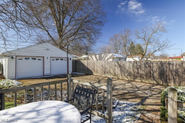 2915 Friar Drive, Parma, OH - Photo 8