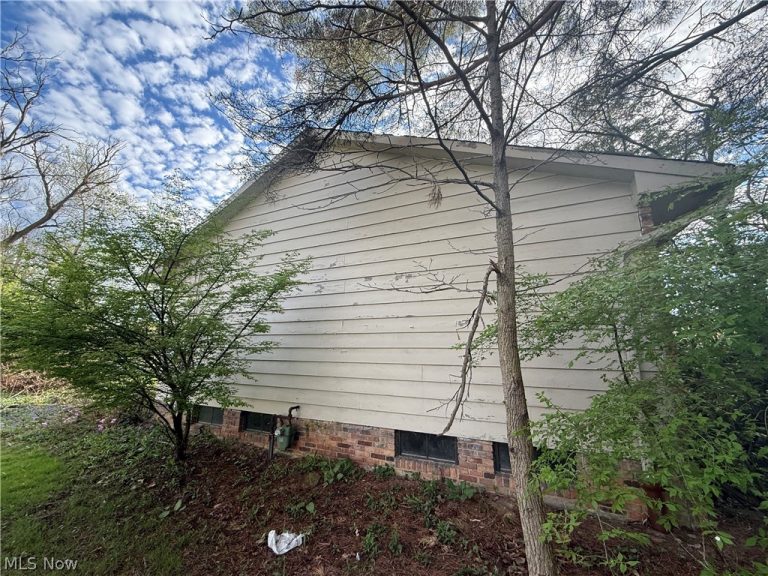 25478 Maidstone Lane, Beachwood, OH - Photo 4