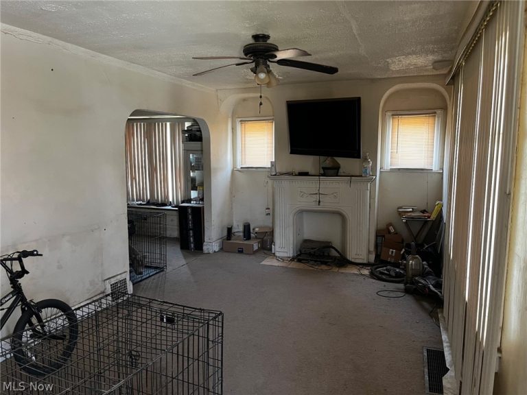 12000 Holborn Avenue, Cleveland, OH - Photo 4