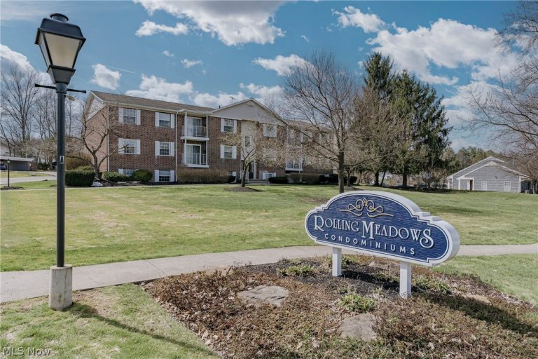 10790 Ravenna Road #201, Twinsburg, OH, 44087