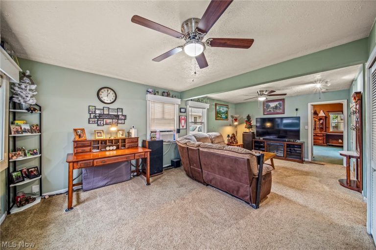 5027 Glenn Lodge Road, Mentor, OH - Photo 6