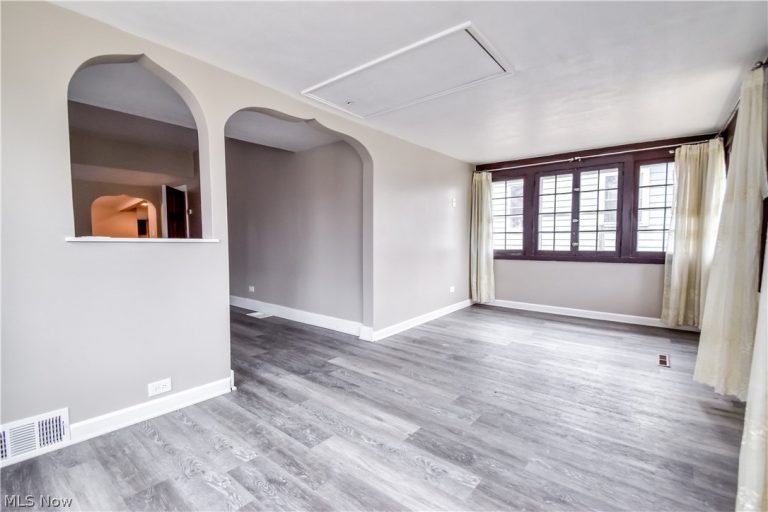 271 238 Street, Euclid, OH - Photo 4