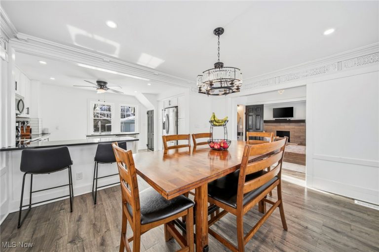 3014 Euclid Heights Boulevard, Cleveland Heights, OH - Photo 5