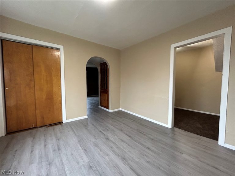 3448 69th Street #UP, Cleveland, OH - Photo 4