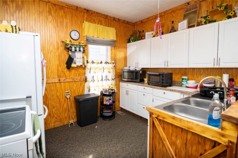 531 44th Street, Shadyside, OH - Photo 3