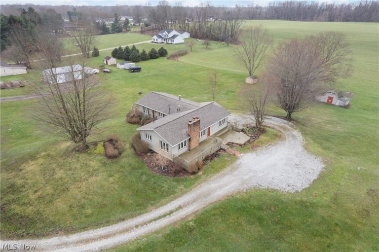 5626 Arlington Road, Clinton, OH - Photo 3