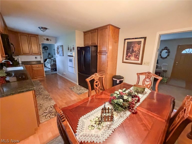 5212 Calla Avenue, Warren, OH - Photo 4