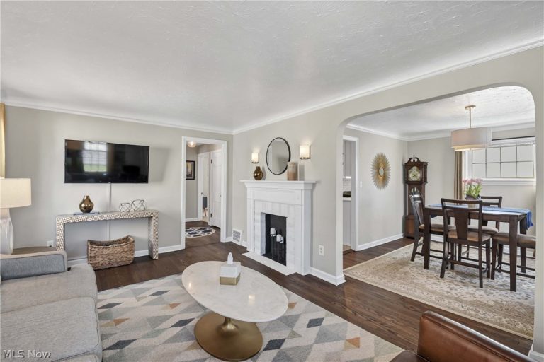 4121 158th Street, Cleveland, OH - Photo 6