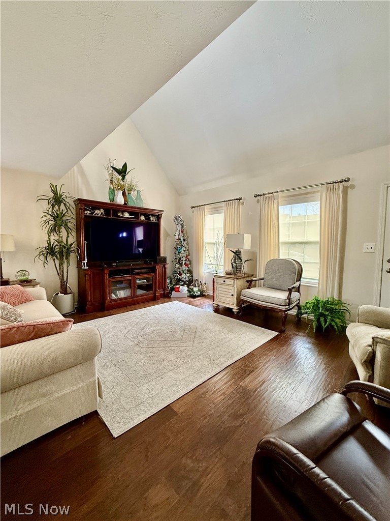 545 Parkside Lane, Tallmadge, OH - Photo 8