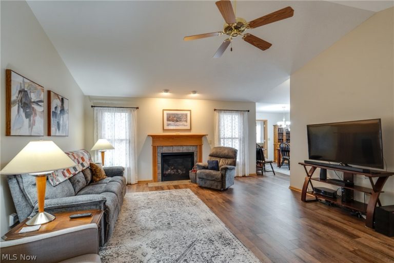 1481 Brookridge Avenue, Louisville, OH - Photo 5