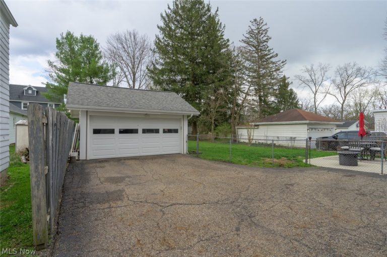 245 Freedom Street, Ravenna, OH - Photo 5