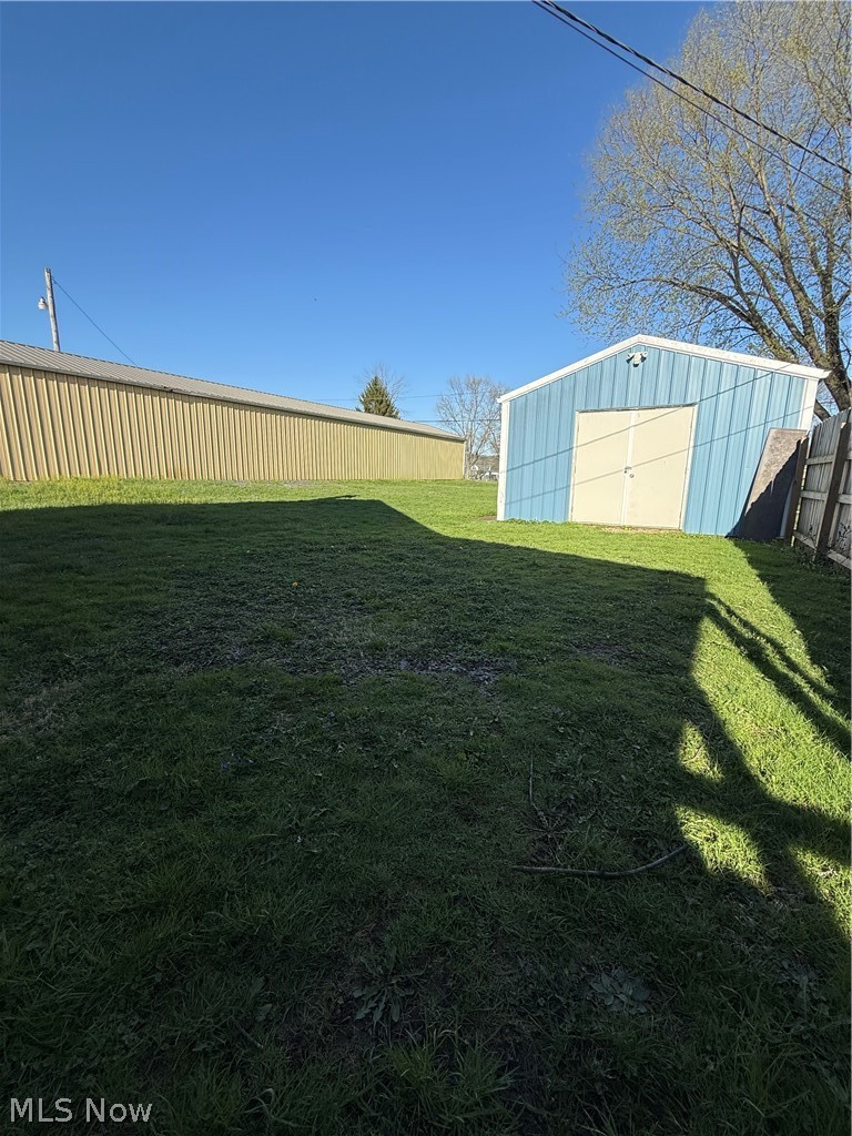 1748 South Lawn Extension, Coshocton, OH - Photo 4