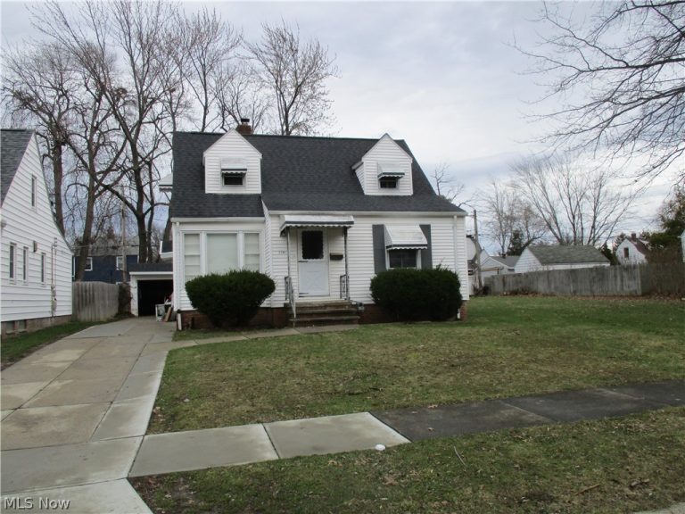 5741 46th Street, Parma, OH - Photo 2