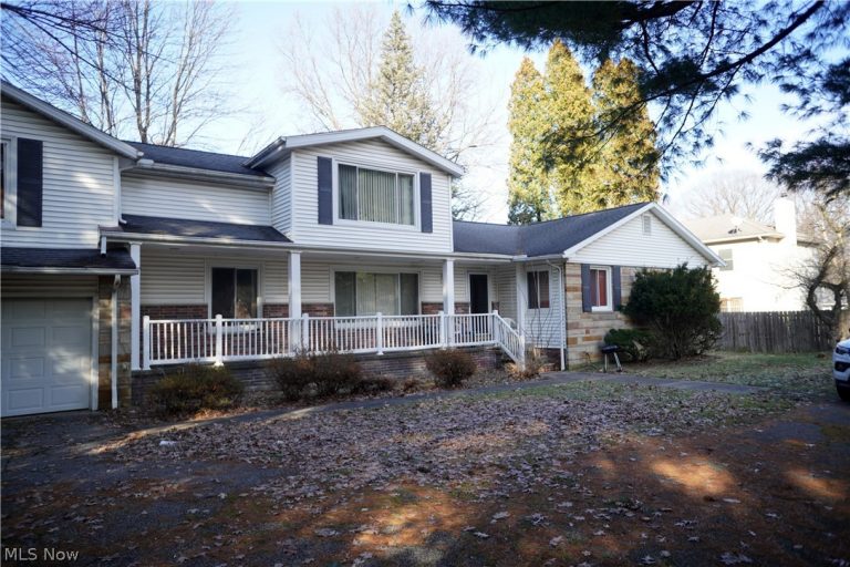 5285 Ridgebury Boulevard, Cleveland, OH, 44124