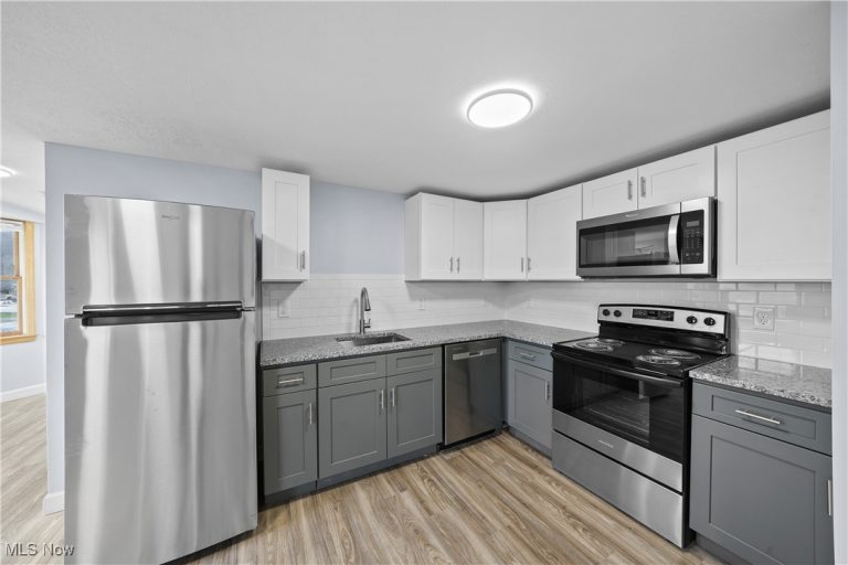 1735 Merriman Road #205, Akron, OH - Photo 6