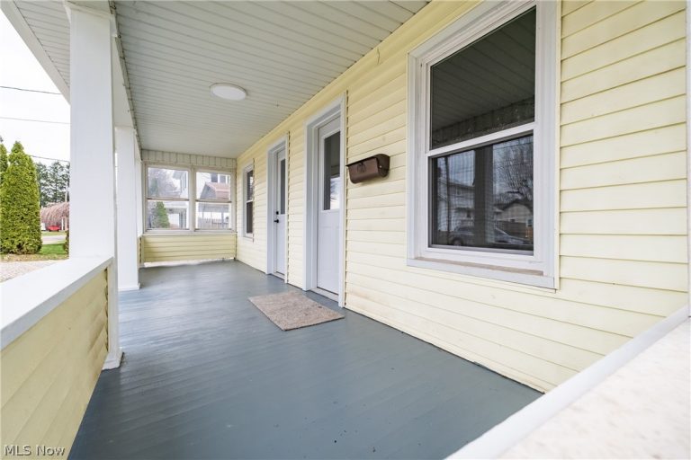 509 Wilson Street, Malvern, OH - Photo 2