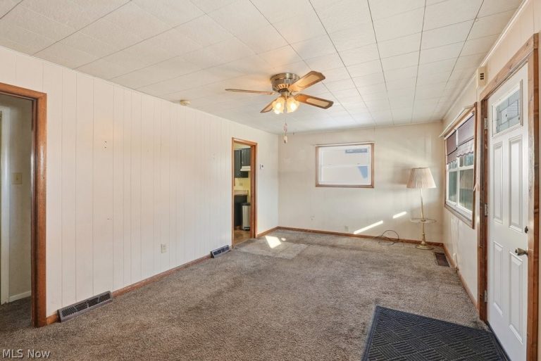 448 Fritsch Avenue, Akron, OH - Photo 6