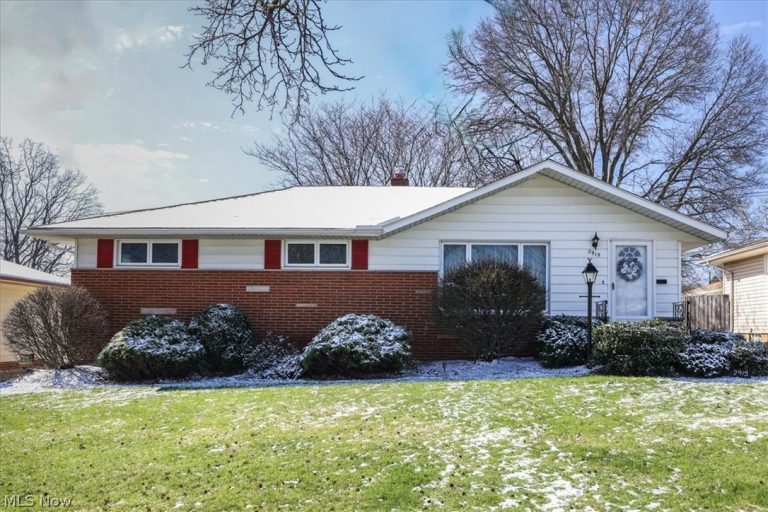 2915 Friar Drive, Parma, OH, 44134