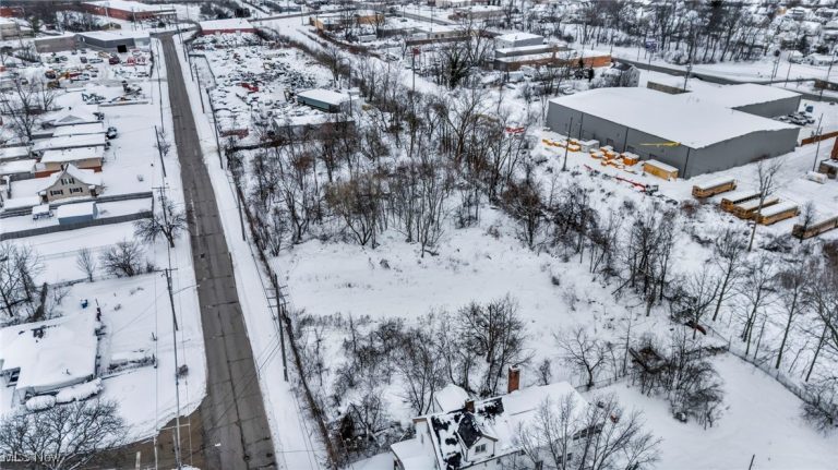 17001 Miles Avenue, Cleveland, OH - Photo 6