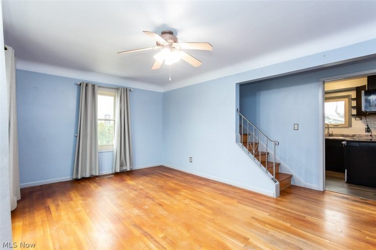 28855 Hazel Avenue, Wickliffe, OH - Photo 6