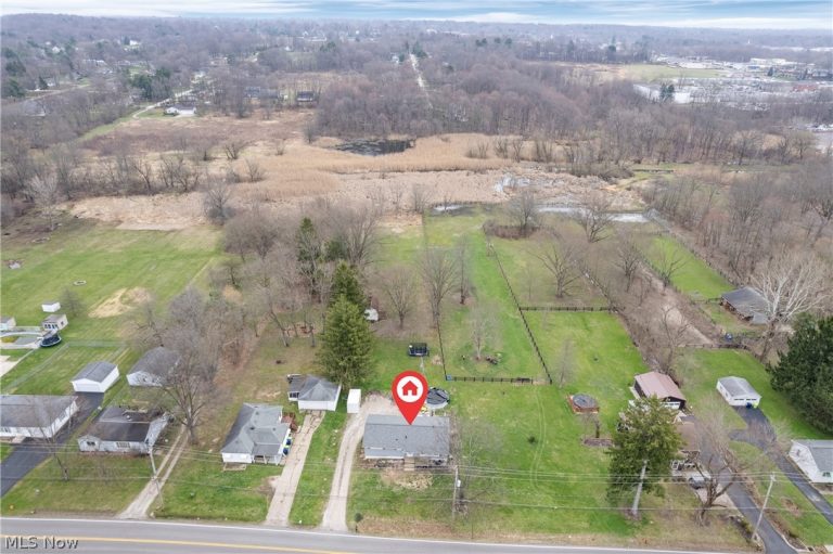170 Thomas Road, Tallmadge, OH - Photo 3
