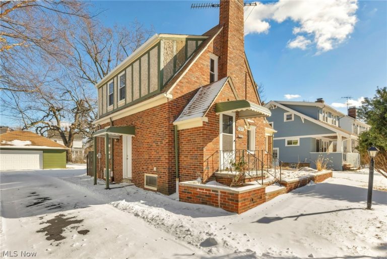 257 270th Street, Euclid, OH - Photo 5