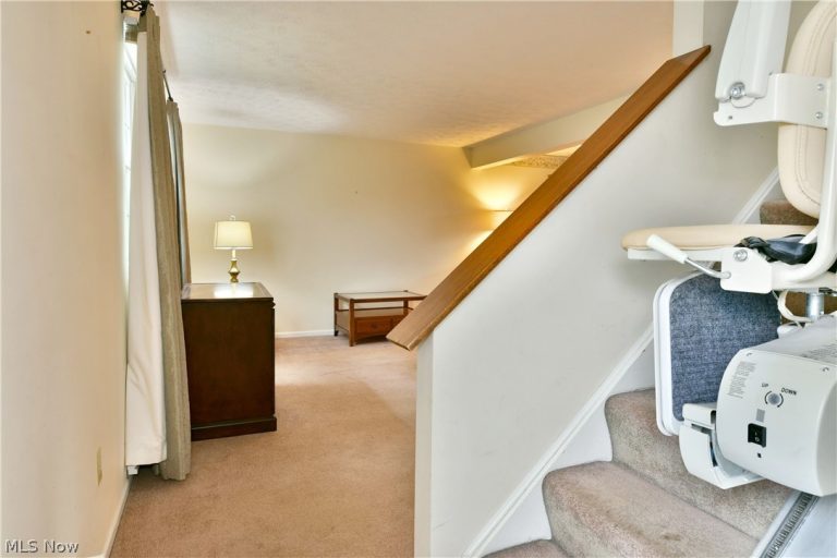 1756 Penny Lane, Youngstown, OH - Photo 5