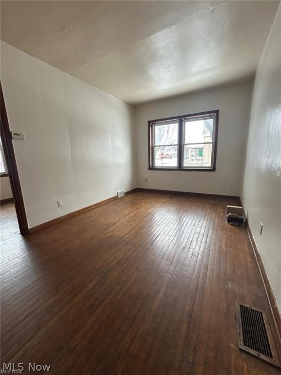 11013 Harvey Avenue, Cleveland, OH - Photo 2