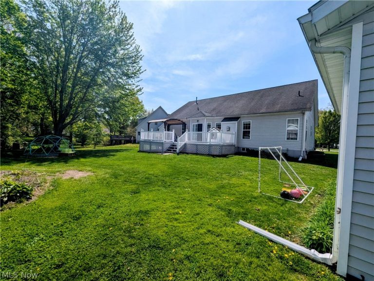 189 Sandstone Drive, Painesville Twp, OH - Photo 8