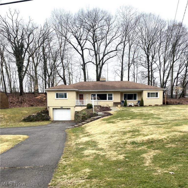 575 East Street, East Palestine, OH, 44413