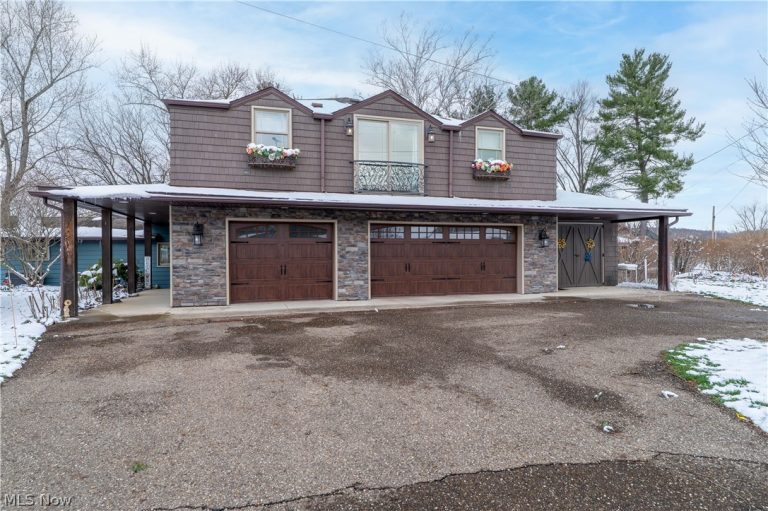 2023 Lakewood Road, Sherrodsville, OH - Photo 2