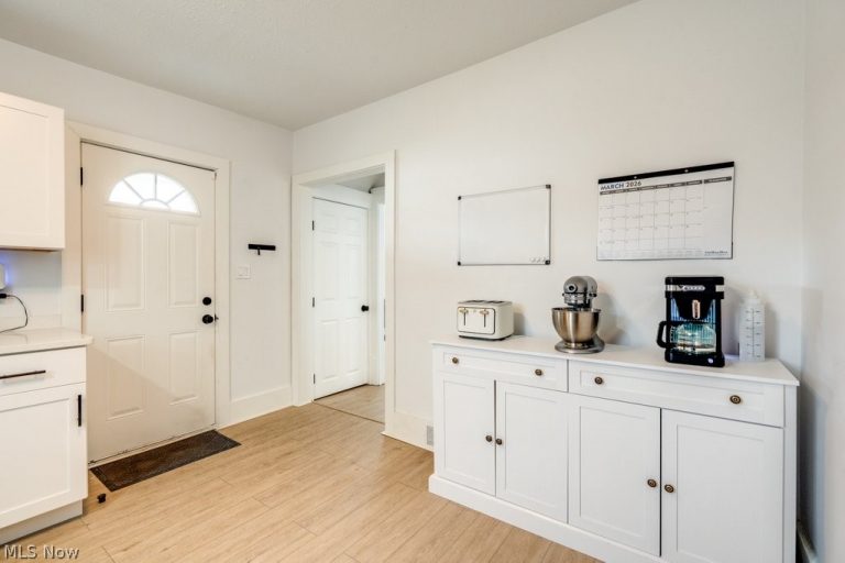 76 16th Street, Barberton, OH - Photo 6