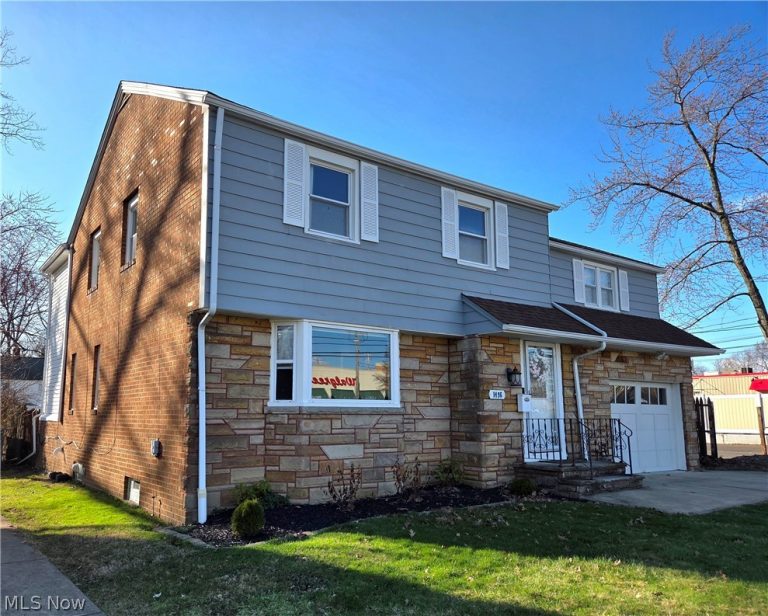1496 Brainard Road, Lyndhurst, OH - Photo 2